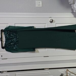 Ever-Pretty 0711 Cold Shoulder Sequin Formal Mermaid Scuba Sz 12 Dark Green